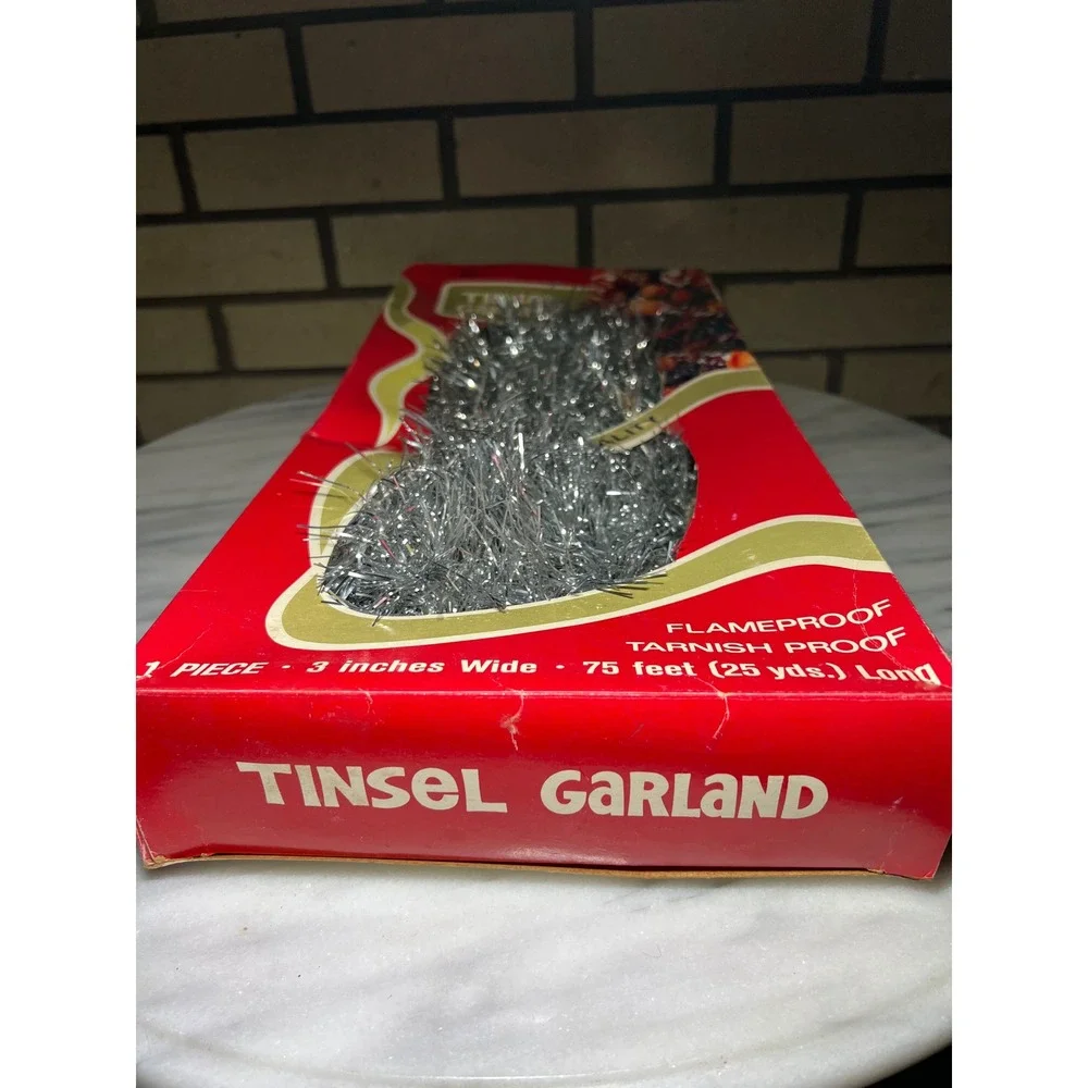VTG AIM Tinsel Garland Silver Flameproof Tarnish Proof 75 ft Long 3 In Wide NEW